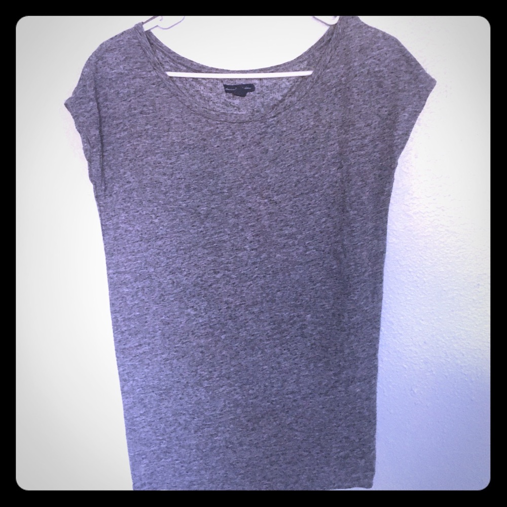 American eagle outfitter women’s grey tshirt
